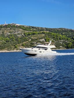 Prestige 50 Fly in Primošten / Marina Kremik thumbnail 5