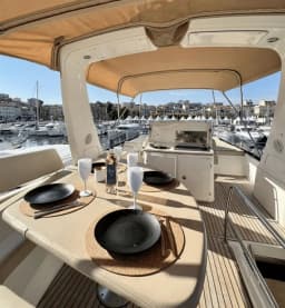 Prestige 50 Fly in Primošten / Marina Kremik thumbnail 9