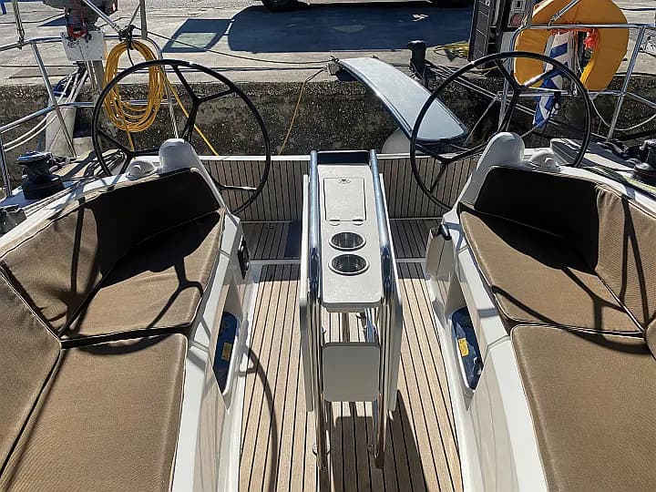 Sun Odyssey 349 in Corfu / Gouvia / D-Marin Marina Gouvia - Photo 4