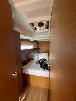 Sun Odyssey 440 in Mallorca / Palma de Mallorca / La Lonja Marina Charter thumbnail 22