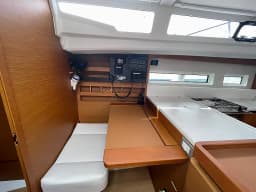 Sun Odyssey 440 in Mallorca / Palma de Mallorca / La Lonja Marina Charter thumbnail 28