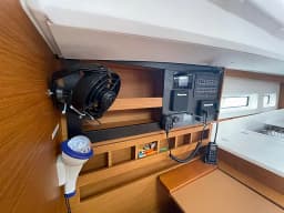 Sun Odyssey 440 in Mallorca / Palma de Mallorca / La Lonja Marina Charter thumbnail 29