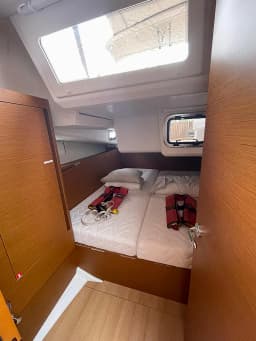 Sun Odyssey 440 in Mallorca / Palma de Mallorca / La Lonja Marina Charter thumbnail 31