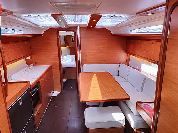 Dufour 390 Grand Large in Rogoznica / Marina Frapa - Photo 3
