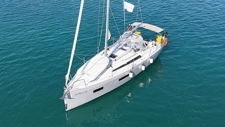 Oceanis 34.1 in Fethiye / Yacht Club Mai - Photo 4