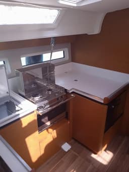 Sun Odyssey 490 in Rhodes New Marina thumbnail 13