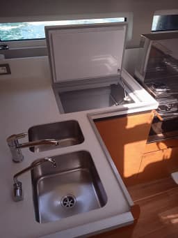 Sun Odyssey 490 in Rhodes New Marina thumbnail 14