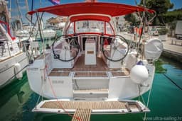 Oceanis 35 in Pomer / ACI Marina Pomer thumbnail 7