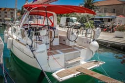 Oceanis 35 in Pomer / ACI Marina Pomer thumbnail 8