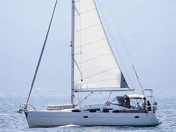 Elan Impression 384 in Piraeus / Marina Zeas - Photo 1