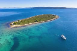 Maiora 20S in Kaštel Gomilica / Marina Kaštela thumbnail 5