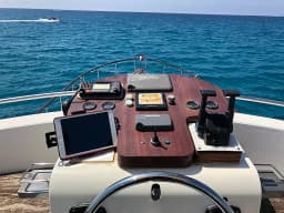 Waverunner 55 in Sardinia / Olbia / LNI Olbia thumbnail 21