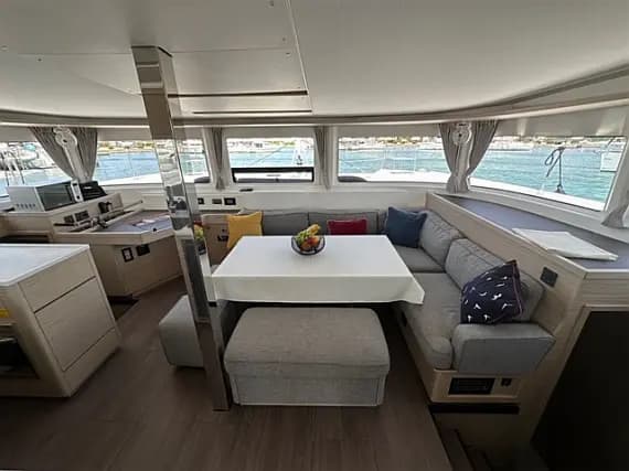 Lagoon 46 in Sukošan / D-Marin Dalmacija Marina - Photo 3