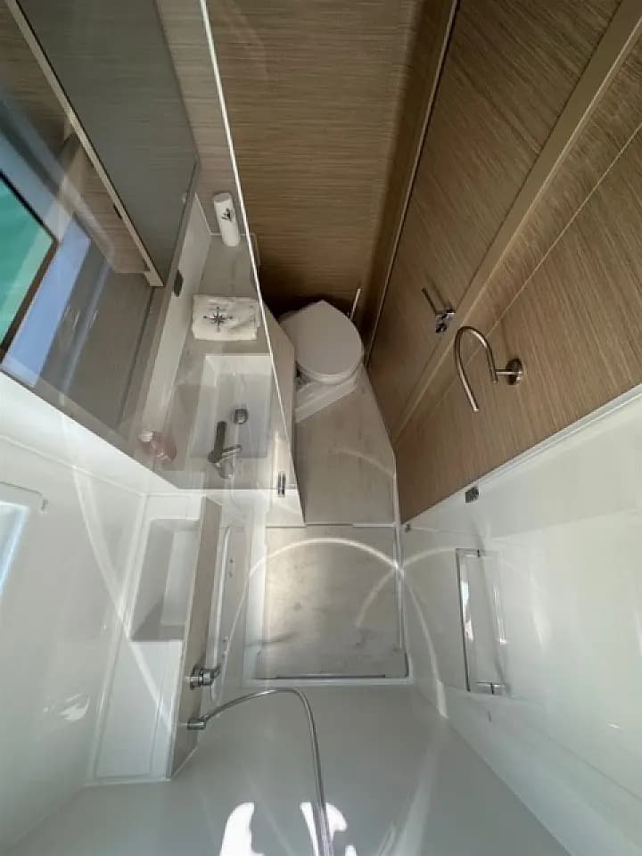 Lagoon 46 in Sukošan / D-Marin Dalmacija Marina - Photo 5