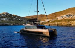 Moon Yacht 65 in Lefkada / Port of Lefkas thumbnail 5