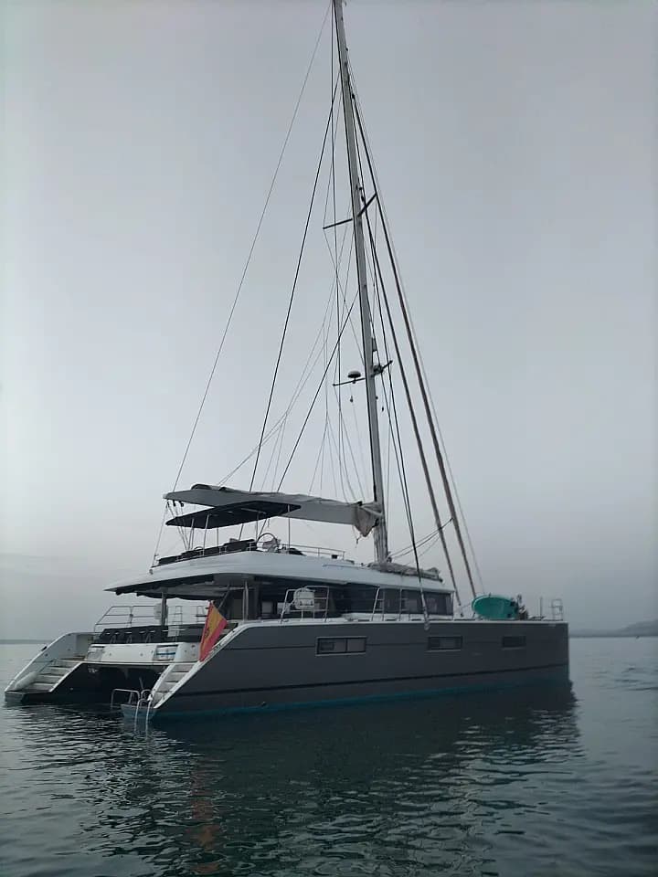Lagoon 620 in Ibiza / Playa de Talamanca - Photo 5