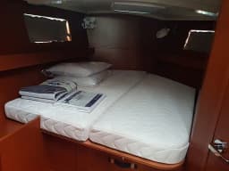 Oceanis 41.1 in Puntone / Marina di Scarlino thumbnail 5