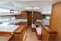 Sun Odyssey 440 in Sicily / Furnari / Marina Portorosa thumbnail 2