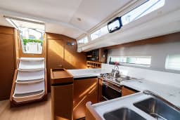 Sun Odyssey 440 in Sicily / Furnari / Marina Portorosa thumbnail 20