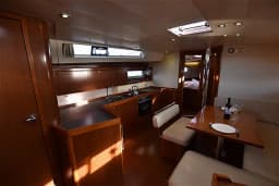Oceanis 45 in Volos / Port of Volos thumbnail 3