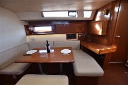 Oceanis 45 in Volos / Port of Volos thumbnail 4