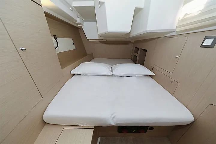 Oceanis 46.1 in Fethiye / Ece Marina - Photo 4