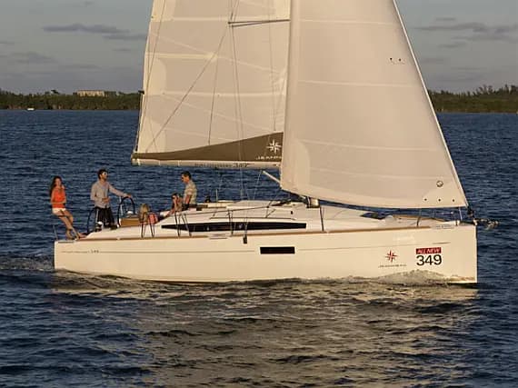 Sun Odyssey 349 in Skopelos / Elios / Neo Klima - Photo 1