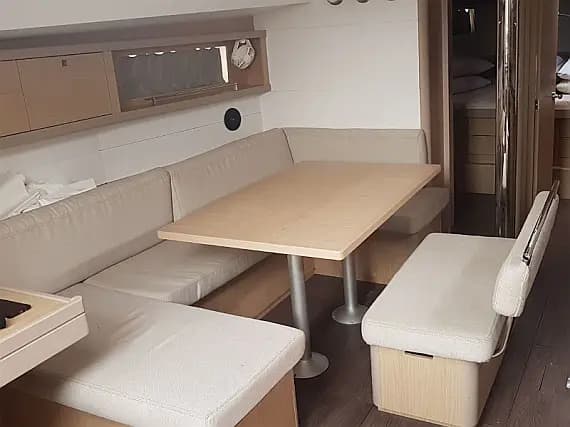 Oceanis 48 in Puntone / Marina di Scarlino - Photo 3