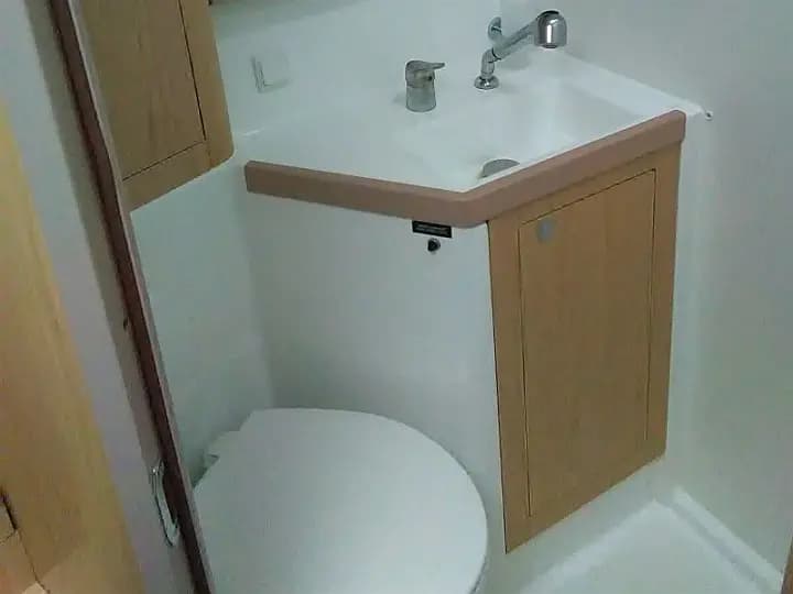 Oceanis 48 in Puntone / Marina di Scarlino - Photo 4