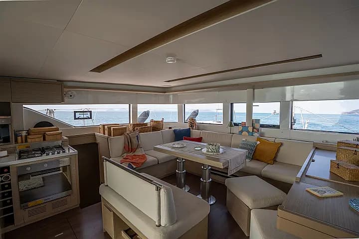 Lagoon 51 in Sardinia / Olbia / Marina di Olbia - Photo 5