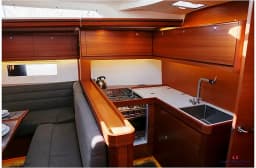 Dufour 520 Grand Large in Sardinia / Cagliari / Marina di Cagliari thumbnail 13