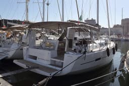 Dufour 520 Grand Large in Sardinia / Cagliari / Marina di Cagliari thumbnail 15