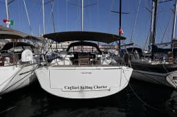 Dufour 520 Grand Large in Sardinia / Cagliari / Marina di Cagliari thumbnail 5