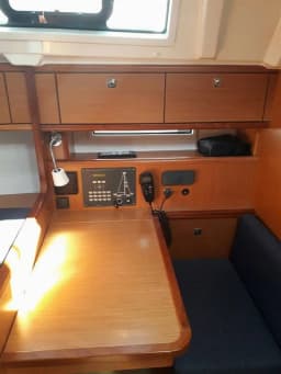 Bavaria Cruiser 41 in Lefkada / D-Marin Marina Lefkas thumbnail 5