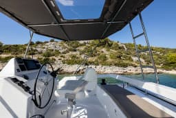 Dufour Catamaran 48 in Primošten / Marina Kremik thumbnail 10