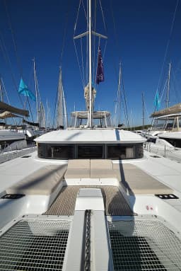 Lagoon 50 in Sukošan / D-Marin Dalmacija Marina thumbnail 6