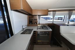 Lagoon 50 in Sukošan / D-Marin Dalmacija Marina thumbnail 70