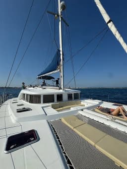 Lagoon 440 in Rome / Marina di Nettuno thumbnail 17