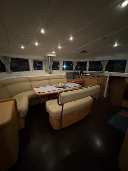 Lagoon 440 in Rome / Marina di Nettuno thumbnail 9