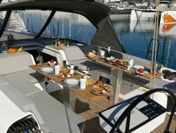 First 53 in Lavrion / Olympic Marina thumbnail 8