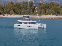 Lagoon 42 in Lefkada / D-Marin Marina Lefkas thumbnail 15