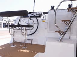 Lagoon 42 in Lefkada / D-Marin Marina Lefkas thumbnail 8