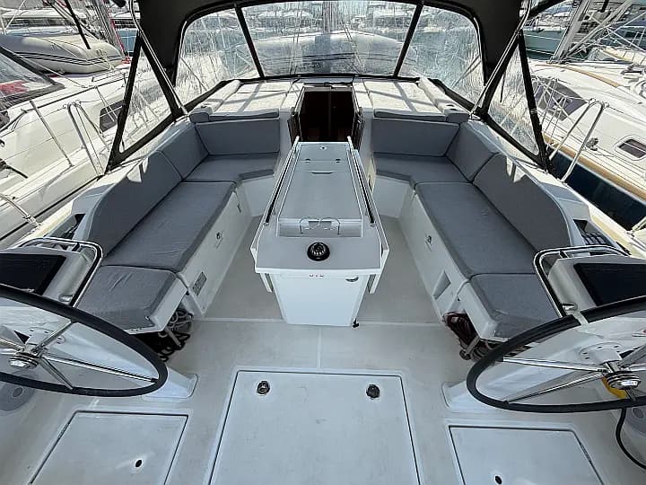 Oceanis 46.1 in Sukošan / D-Marin Dalmacija Marina - Photo 4