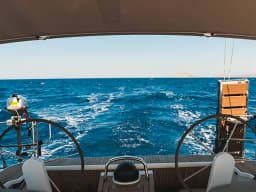 Bavaria 46 Cruiser in Athens / Alimos Marina thumbnail 6