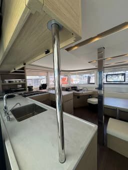 Lagoon 46 in Athens / Alimos Marina thumbnail 7