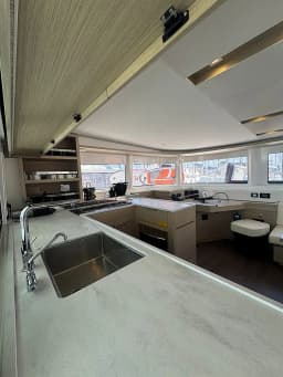 Lagoon 46 in Athens / Alimos Marina thumbnail 9