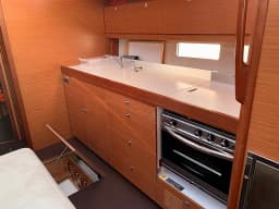 Dufour 460 Grand Large in Lavrion / Olympic Marina thumbnail 12
