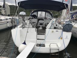 Oceanis 43 in Sardinia / Portisco / Cala dei Sardi thumbnail 6
