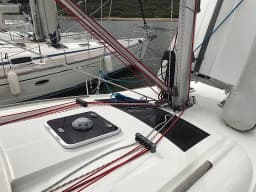 Oceanis 43 in Sardinia / Portisco / Cala dei Sardi thumbnail 8