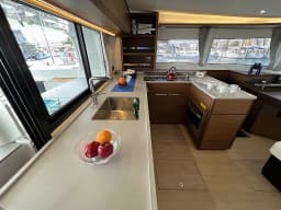 Lagoon 46 in Athens / Alimos Marina thumbnail 18